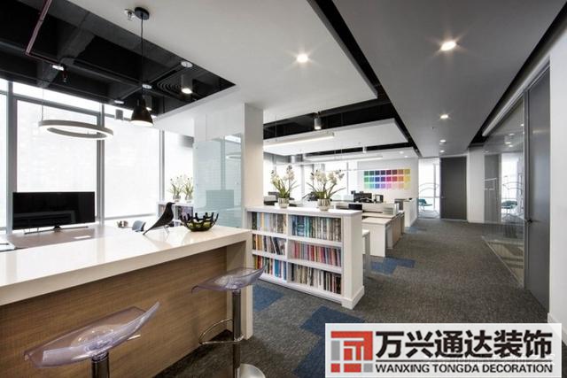办公室装修效果图小型办公室装修效果图_万兴办公室装修公司