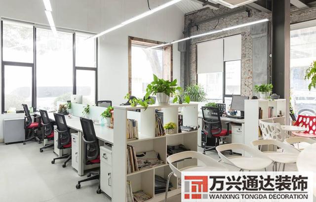 近门口的办公室座位放什么风水办公室座位靠墙角风水