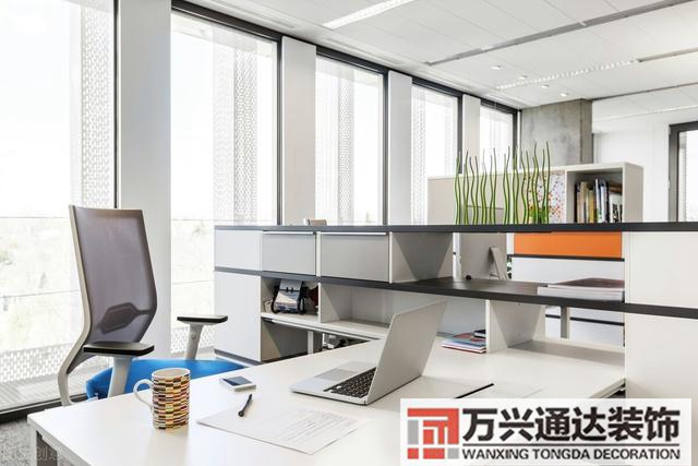 改善办公室装修风水办公室的巧妙装修
