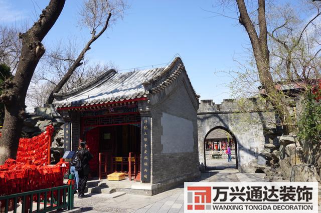 办公室东边门风水最好座位图办公室门方位风水