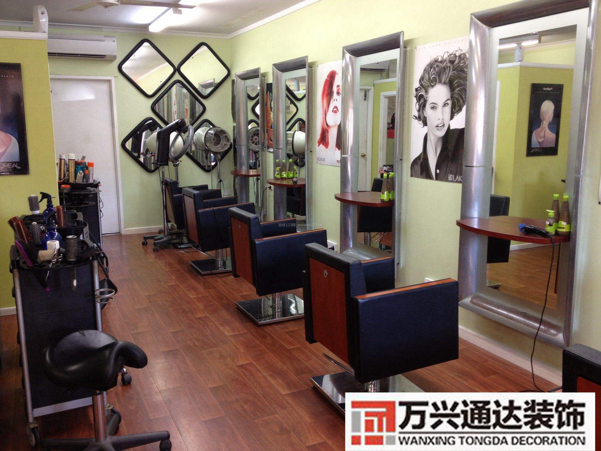小型美发店装修风格小型理发店装修风格