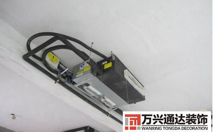 装修中央空调系统安装图家用中央空调安装效果图